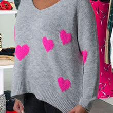 Load image into Gallery viewer, V Necked jumper with Hearts
